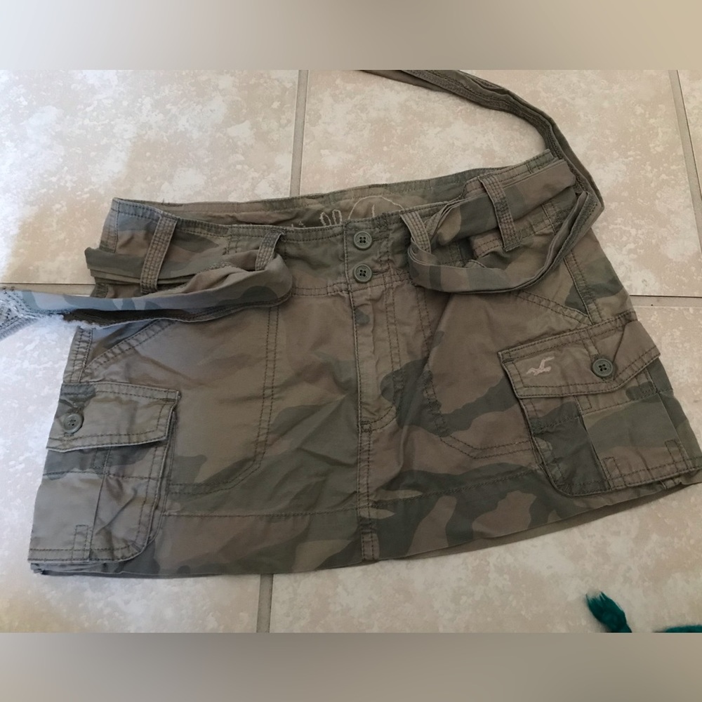 Y2k Hollister mini camo cargo skirt - Picture 14 of 16